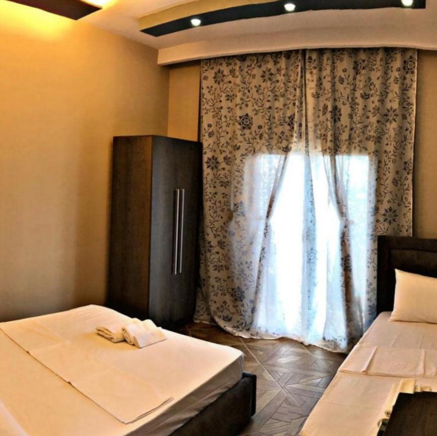 Bed and Breakfast Bluflest Dhërmi Exterior foto