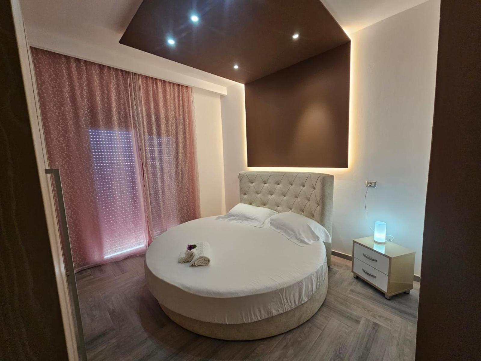 Bed and Breakfast Bluflest Dhërmi Exterior foto